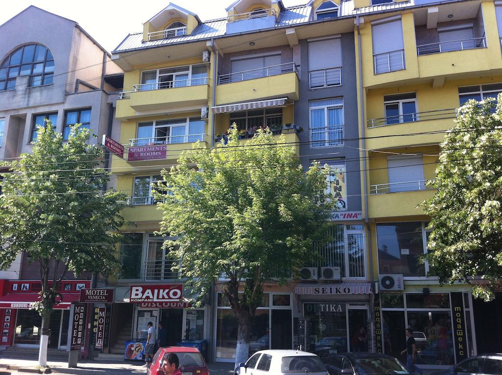 Hotel Venecia Apartments Struga Exteriör bild